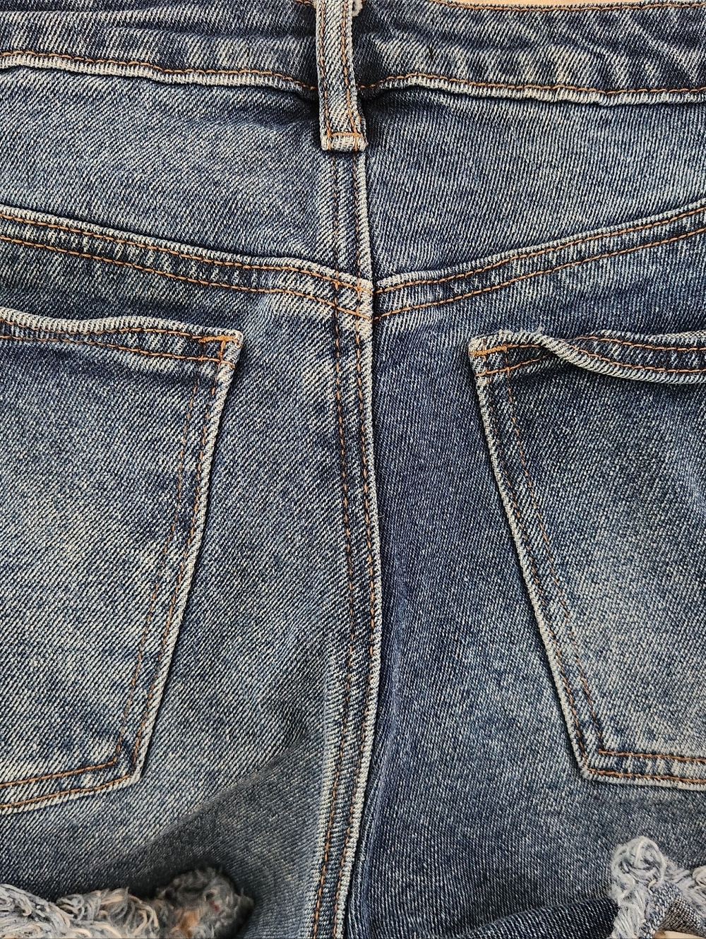 Almost Famous Blue Distressed Jean Shorts - Picture 3 of 4